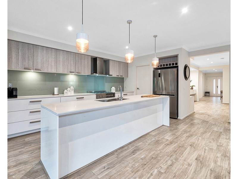 7 Satinwood Way, Lyndhurst VIC 3975