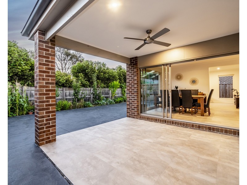 7 Satinwood Way, Lyndhurst VIC 3975