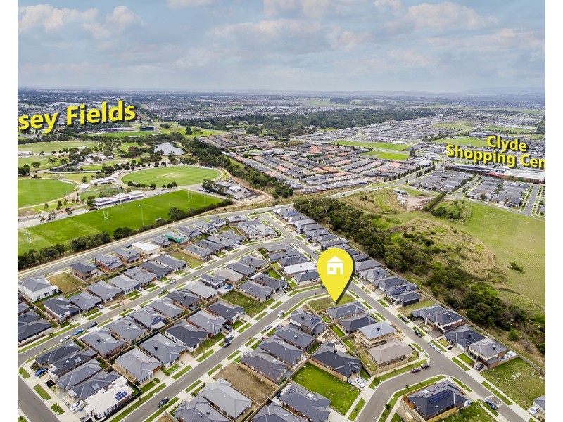 48 Athletic Circuit, Clyde VIC 3978