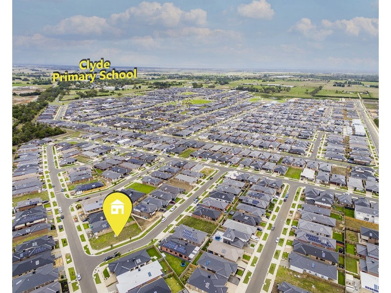 48 Athletic Circuit, Clyde VIC 3978