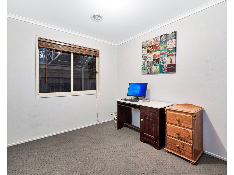 16 Incana Court, Cranbourne West VIC 3977