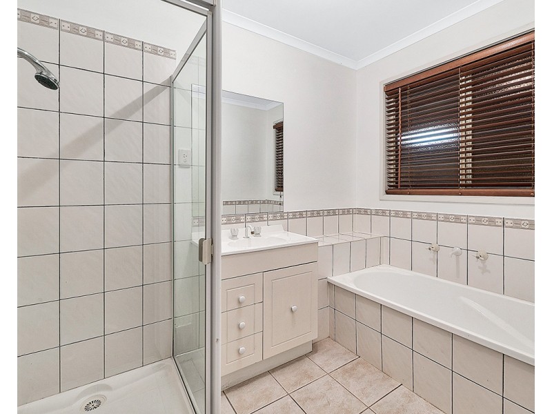 16 Incana Court, Cranbourne West VIC 3977