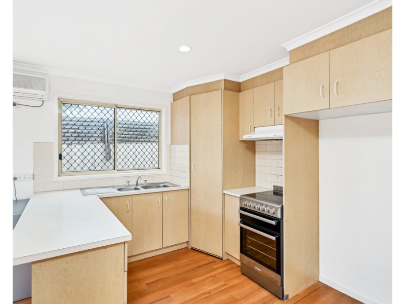 10 Seacombe Place, Cranbourne VIC 3977