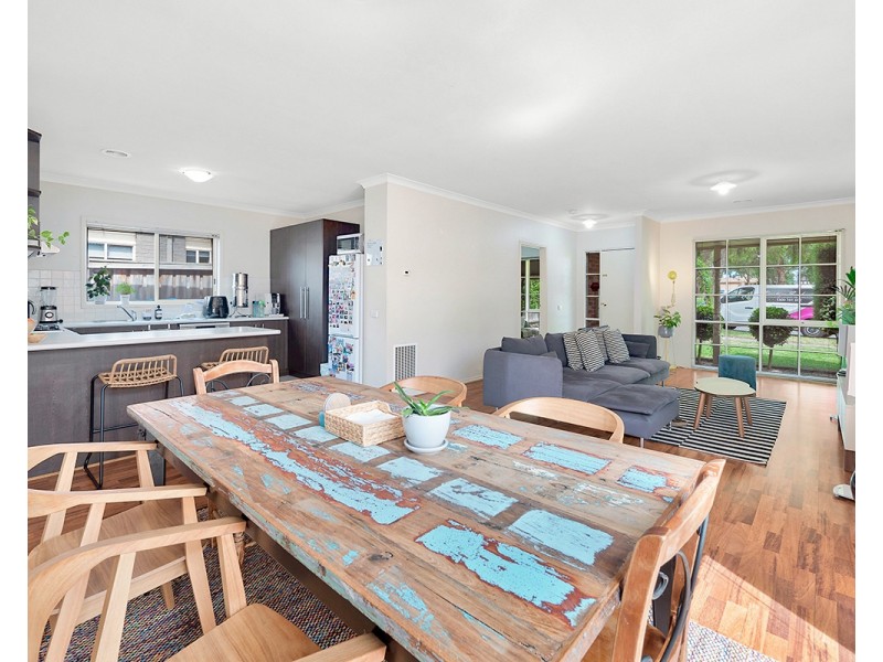 12 Waterbush Crescent, Lyndhurst VIC 3975