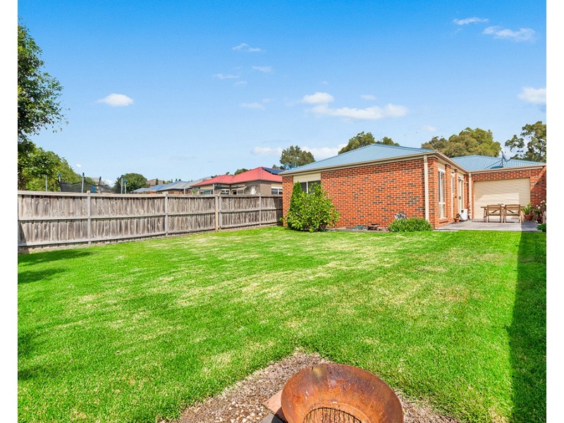 12 Waterbush Crescent, Lyndhurst VIC 3975