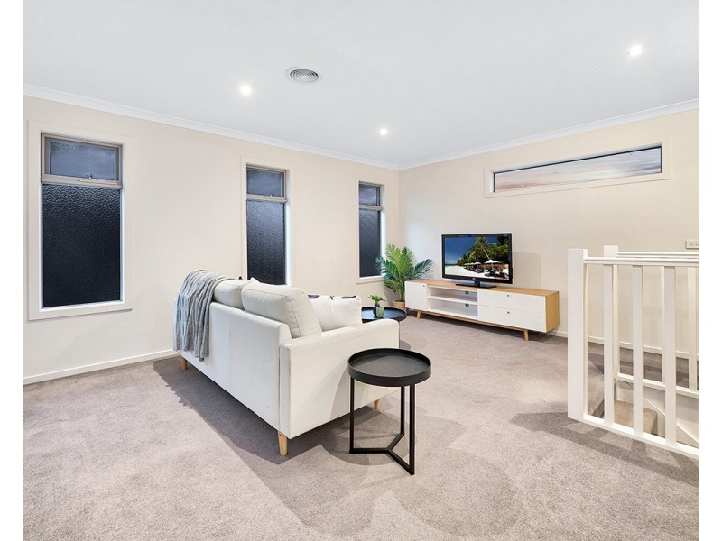 60 Banjo Circuit, Lynbrook VIC 3975