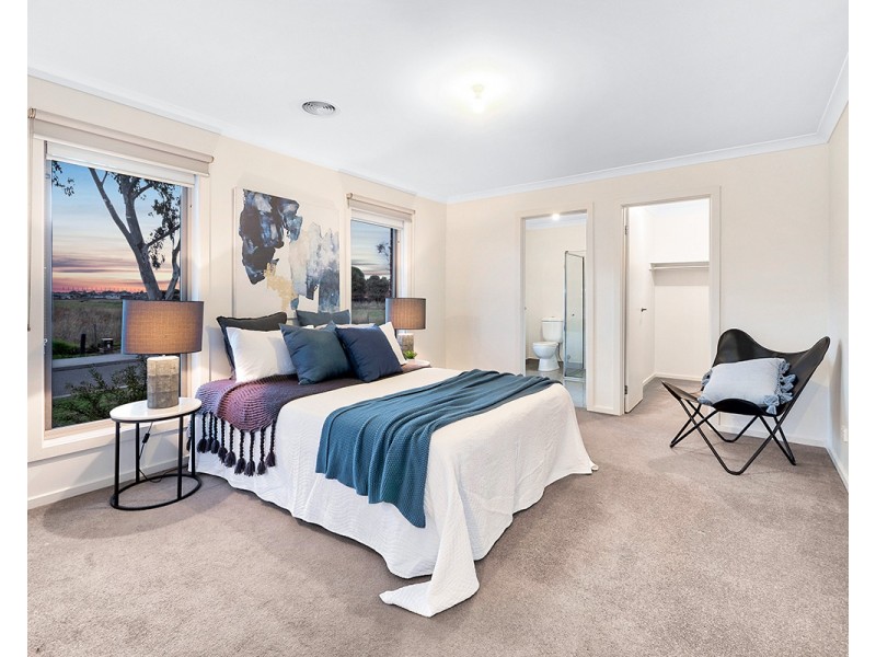 60 Banjo Circuit, Lynbrook VIC 3975