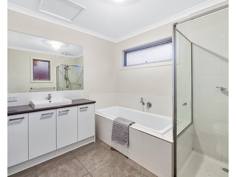 60 Banjo Circuit, Lynbrook VIC 3975