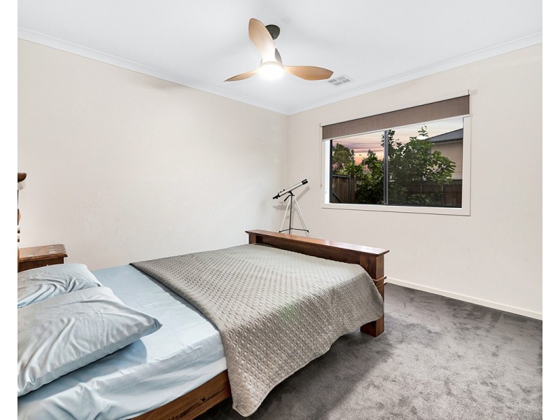 40 Butternut Drive, Lyndhurst VIC 3975