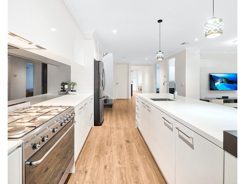 40 Butternut Drive, Lyndhurst VIC 3975