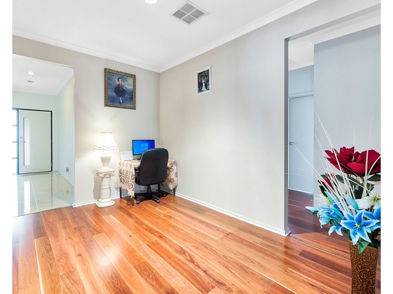 23 Honeybark Crescent, Lyndhurst VIC 3975