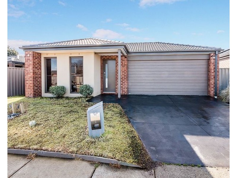 5 Wagner Close, Cranbourne East VIC 3977