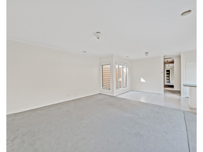 5 Tranquil Lane, Cranbourne North VIC 3977