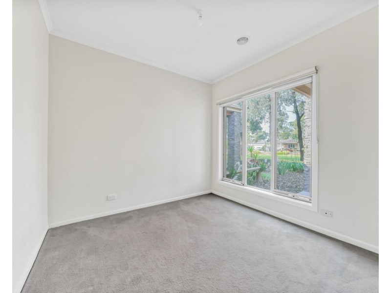 5 Tranquil Lane, Cranbourne North VIC 3977