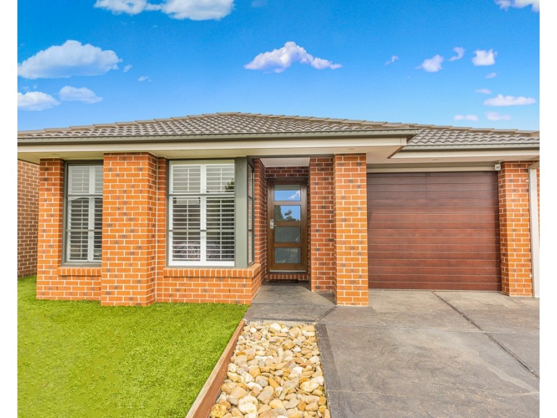 14 Illawarra Avenue, Clyde VIC 3978