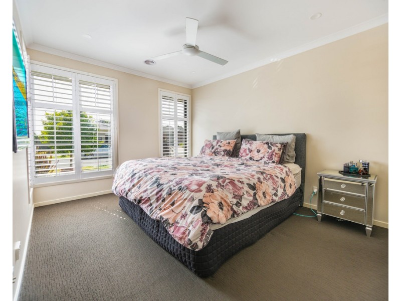 14 Illawarra Avenue, Clyde VIC 3978