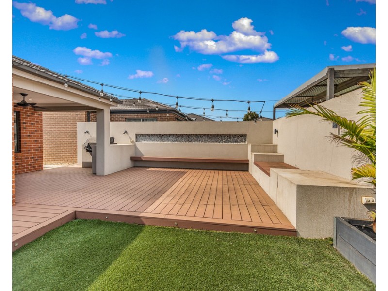 14 Illawarra Avenue, Clyde VIC 3978