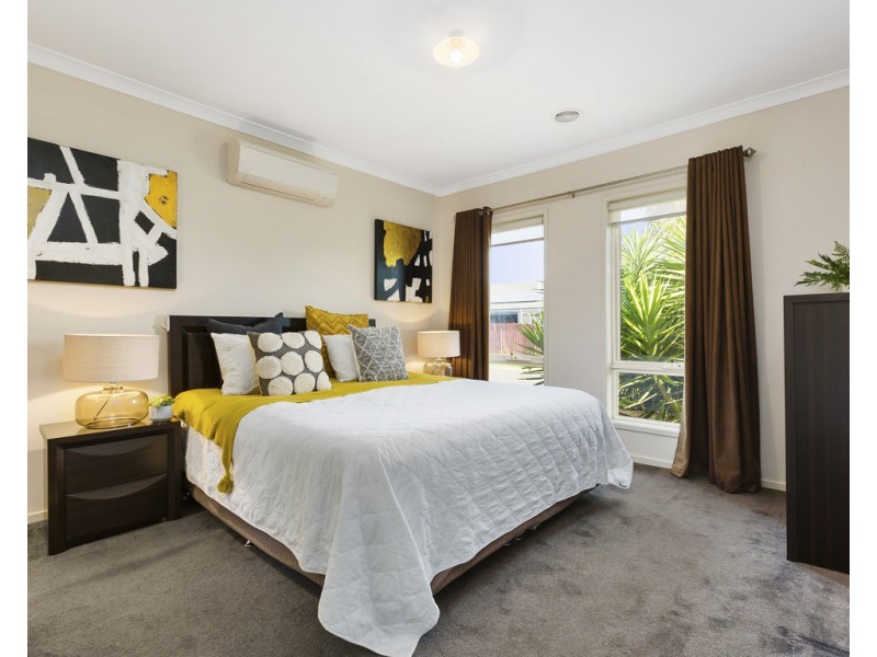 6 Noremac Grove, Lyndhurst VIC 3975