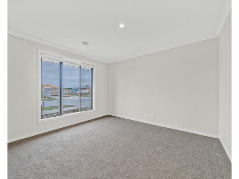 7 Switch Street, Clyde VIC 3978