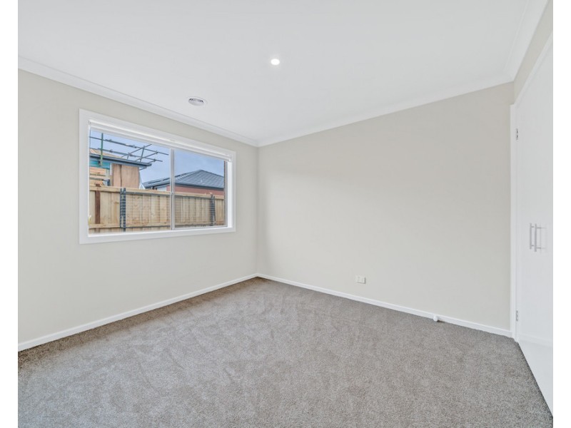 7 Switch Street, Clyde VIC 3978