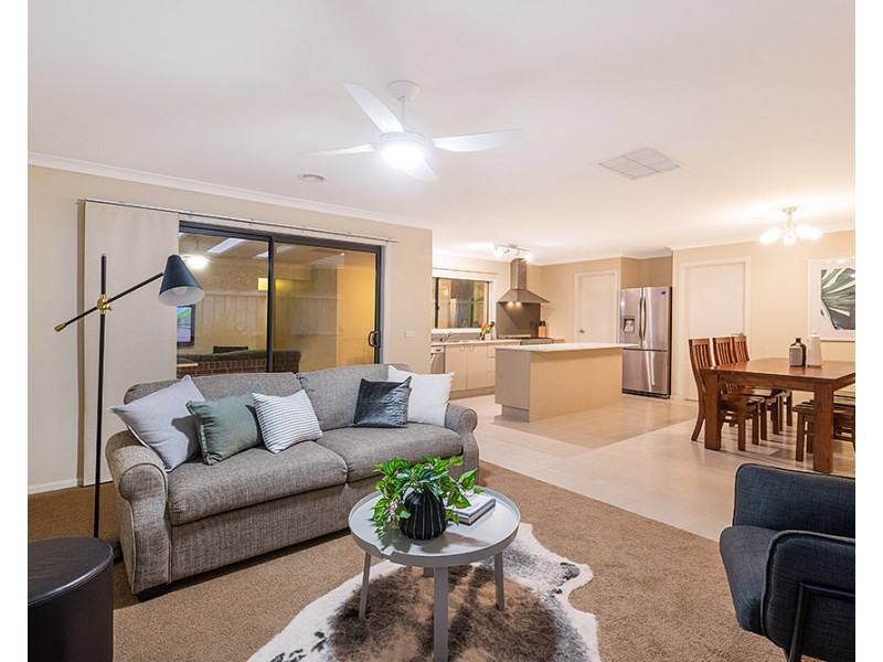 27 Livida Circuit, Lyndhurst VIC 3975