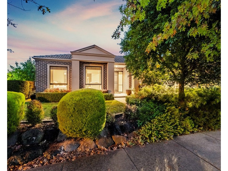 54 Inglis Road, Berwick VIC 3806