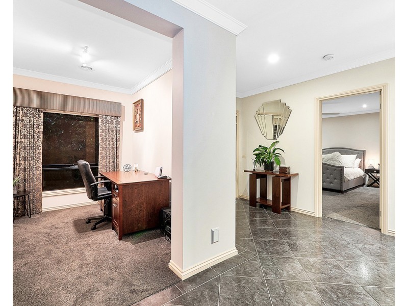 54 Inglis Road, Berwick VIC 3806