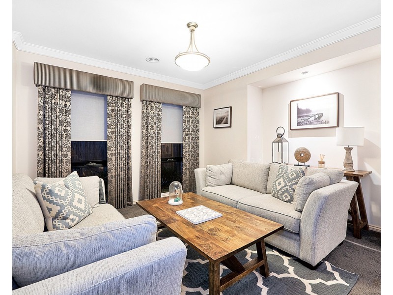 54 Inglis Road, Berwick VIC 3806