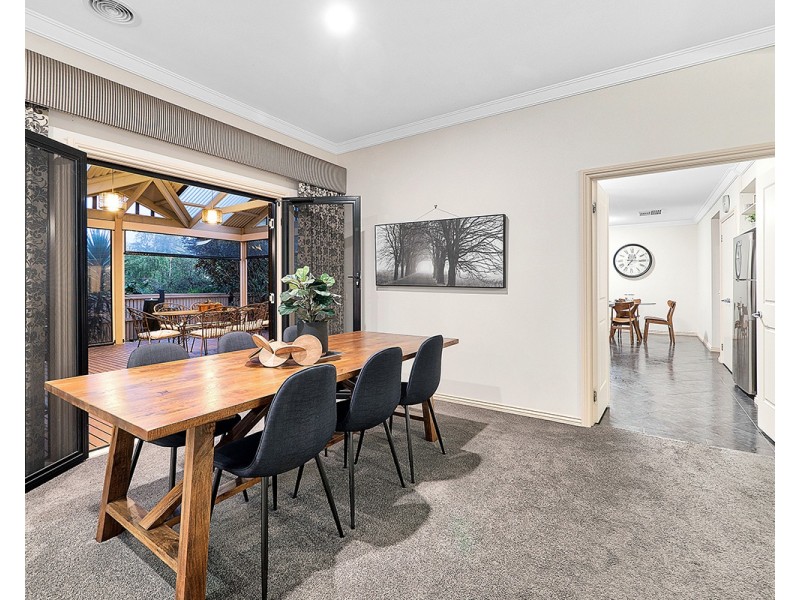 54 Inglis Road, Berwick VIC 3806