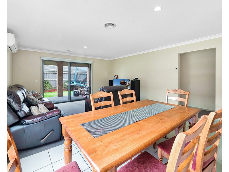 48 Alarah Boulevard, Cranbourne West VIC 3977
