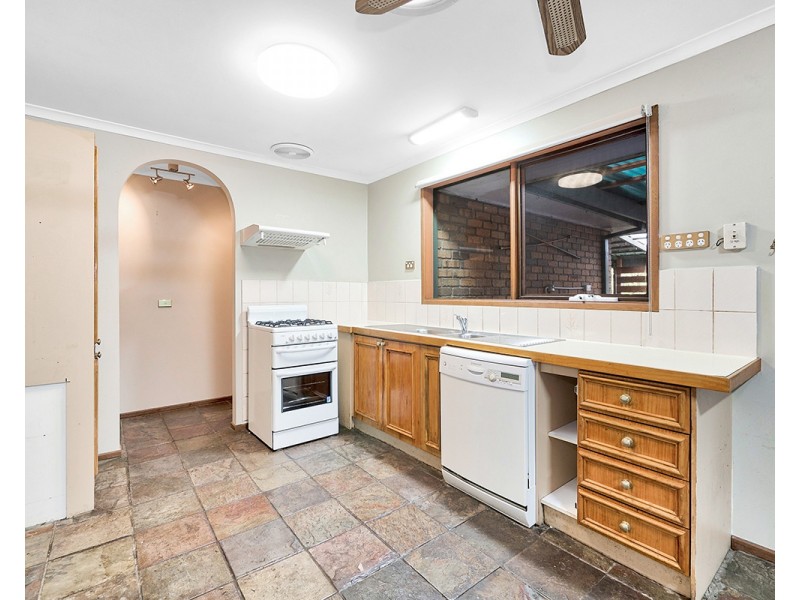28 Elandra Way, Cranbourne West VIC 3977