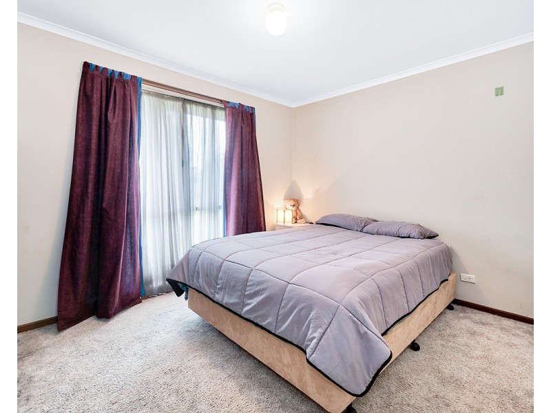 1/1 Wills Court, Cranbourne North VIC 3977