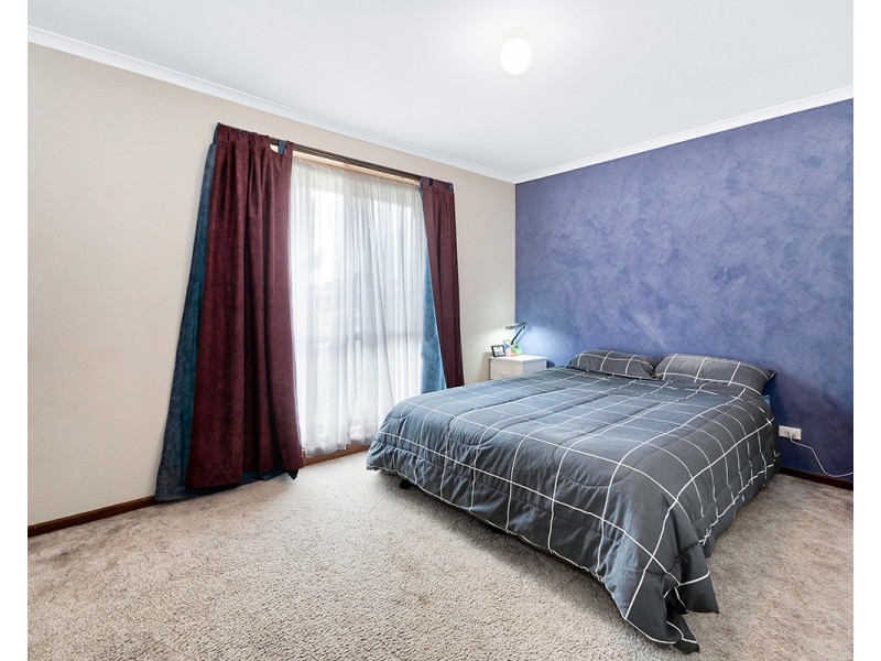 1/1 Wills Court, Cranbourne North VIC 3977