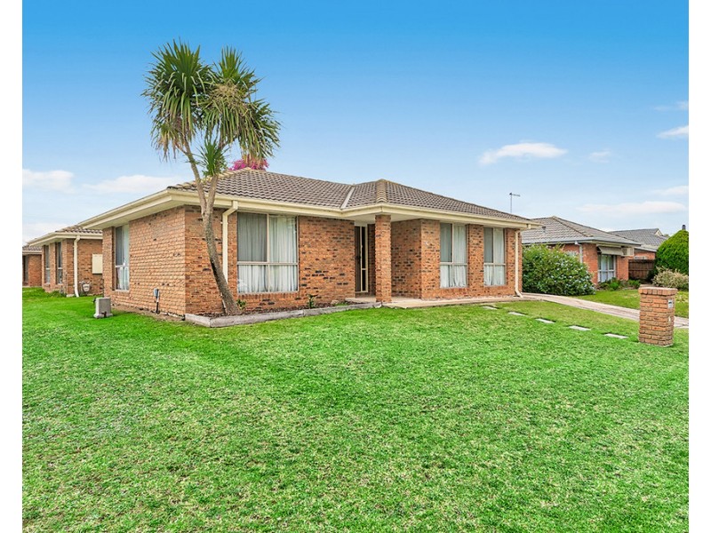 1/1 Wills Court, Cranbourne North VIC 3977