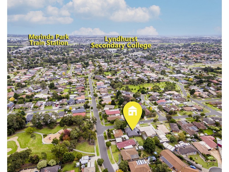 2 Arnott Street, Cranbourne North VIC 3977