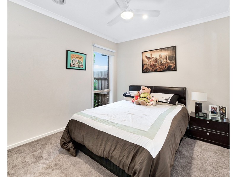 2 Arnott Street, Cranbourne North VIC 3977