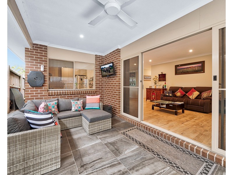 2 Arnott Street, Cranbourne North VIC 3977