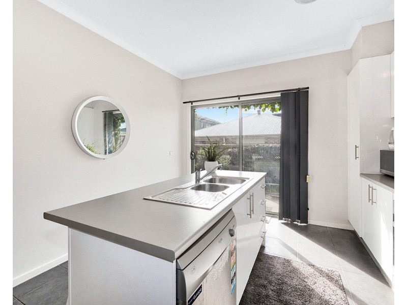 7 Queenie Way, Cranbourne West VIC 3977