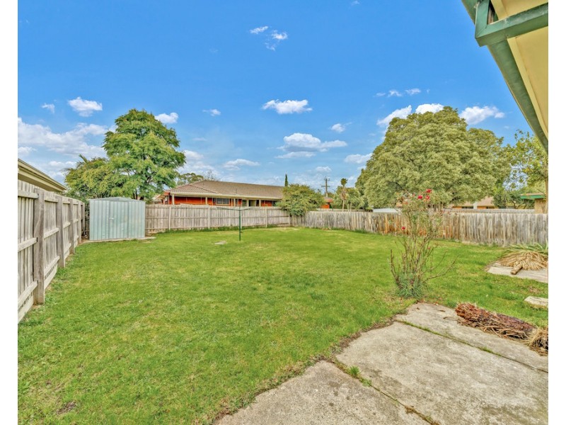 24 Cochrane Street, Cranbourne VIC 3977