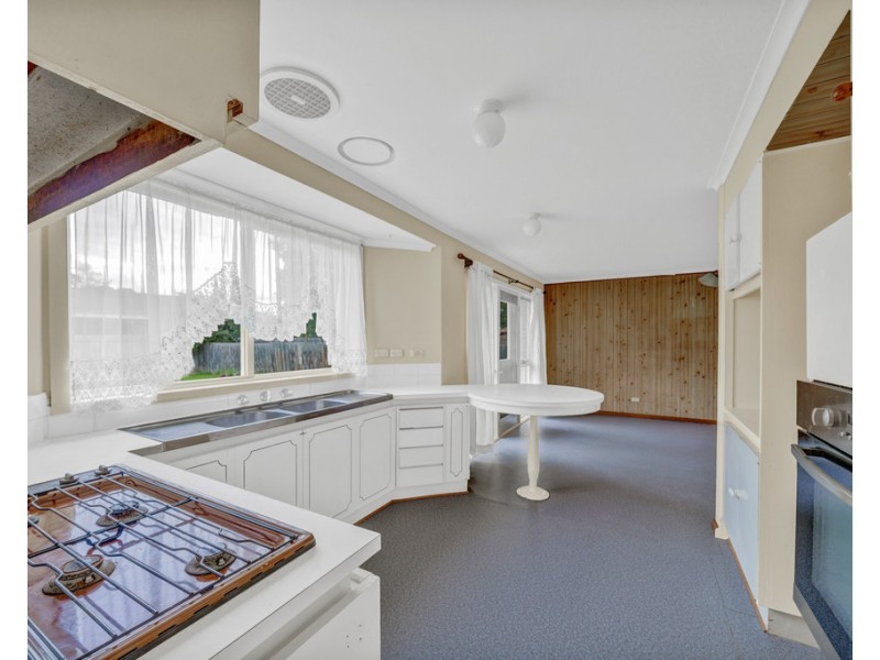 24 Cochrane Street, Cranbourne VIC 3977