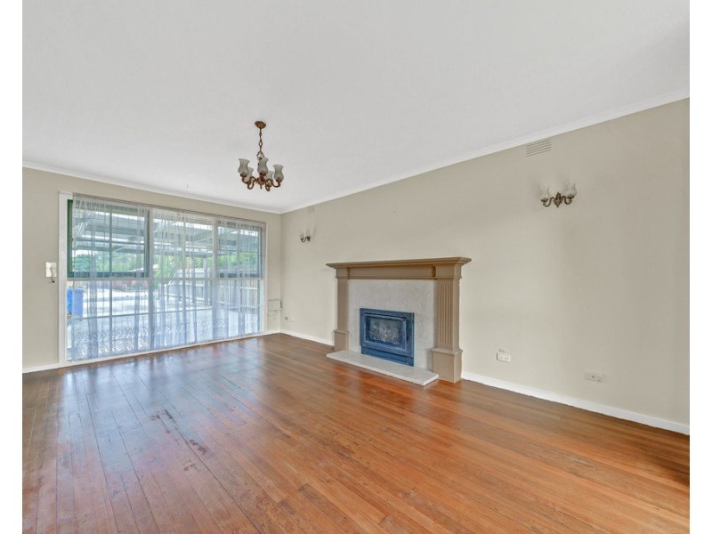 24 Cochrane Street, Cranbourne VIC 3977