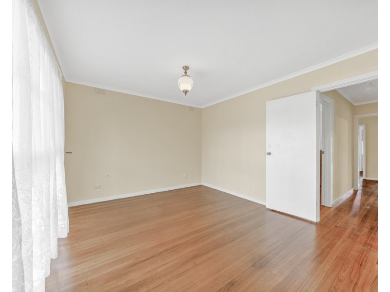 24 Cochrane Street, Cranbourne VIC 3977