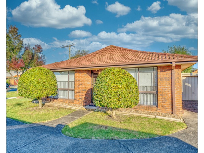 1/19 Lyall Street, Cranbourne VIC 3977