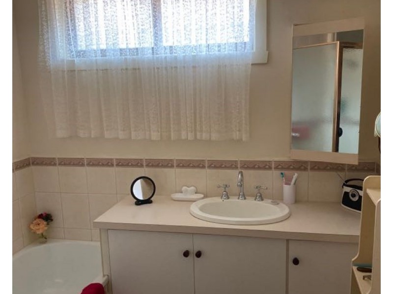 1/19 Lyall Street, Cranbourne VIC 3977