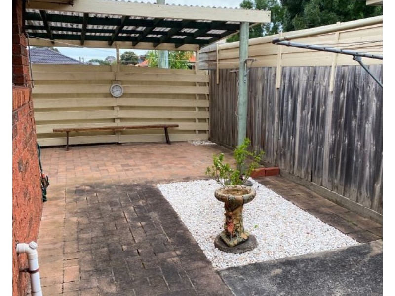 1/19 Lyall Street, Cranbourne VIC 3977