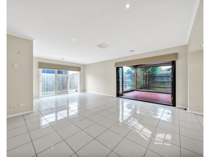 2/278 Narre Warren Road, Cranbourne East VIC 3977