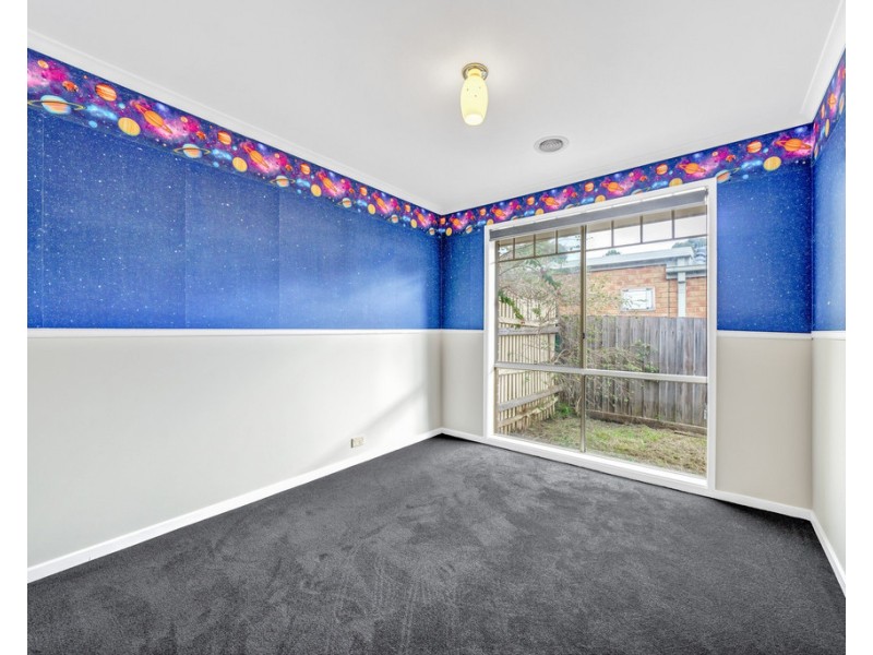 18 Friendship Close, Cranbourne West VIC 3977