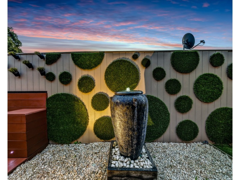 14 Nature Circuit, Cranbourne North VIC 3977