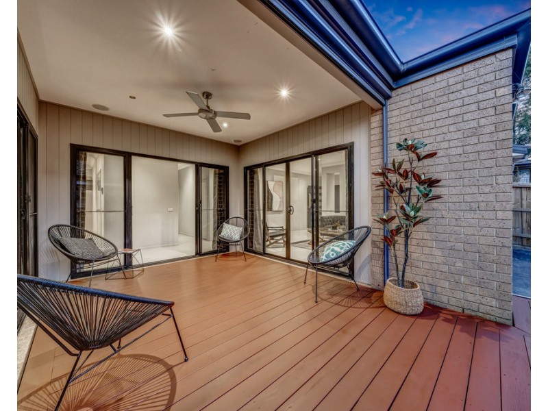 14 Nature Circuit, Cranbourne North VIC 3977