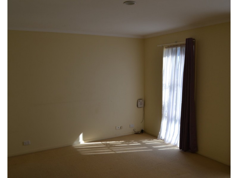 214 Ormond Road, Narre Warren South VIC 3805